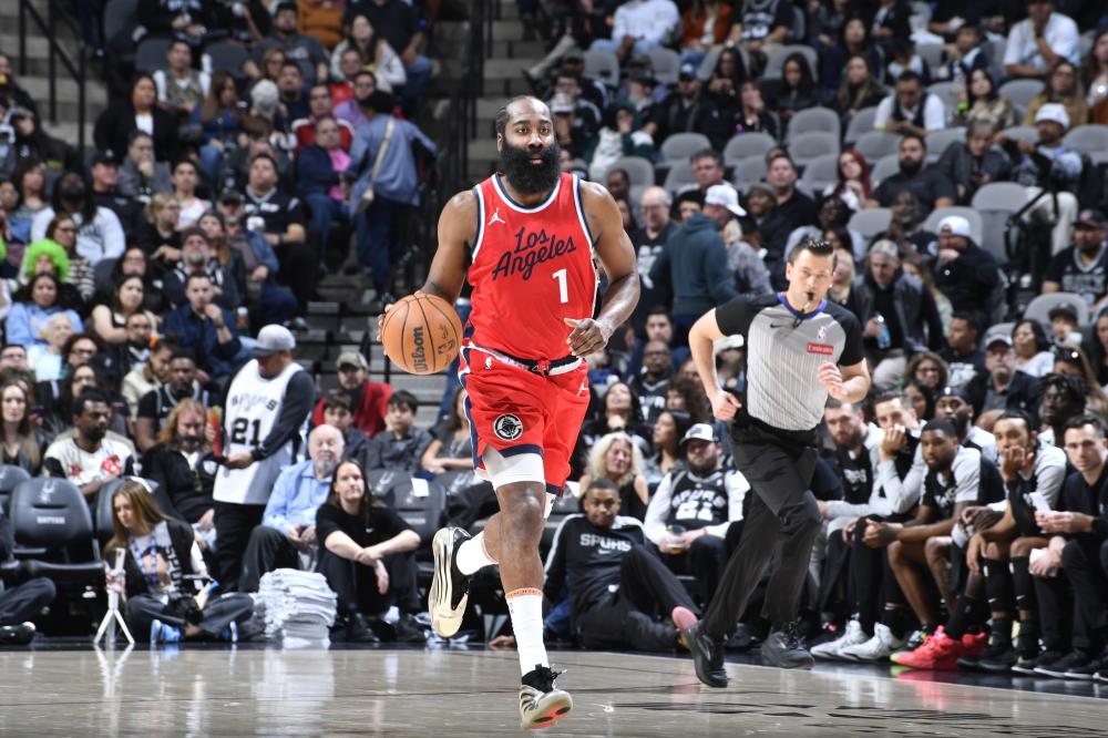 然具有统治 然具有统治