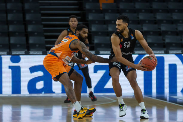 更是一次情 更是一次情